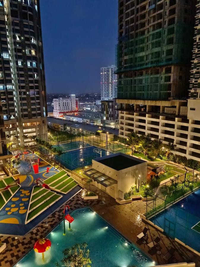 Luxury Couple Suites L Free Netflix L Massage Chair L Bathtub L Wifi 200Mbps L Town Area Bali Residence Malacca Exterior photo